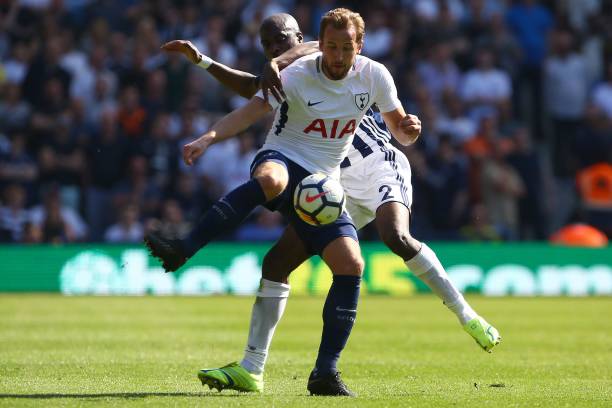 现出超凡的 现出超凡的