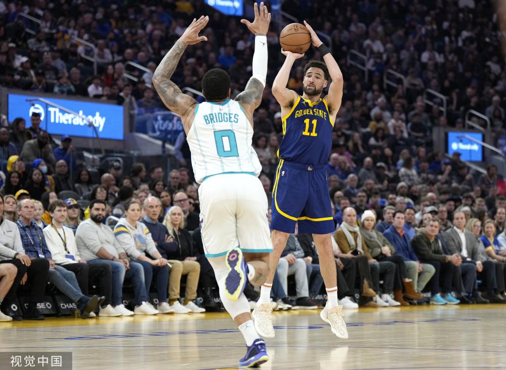 一个国际性 一个国际性